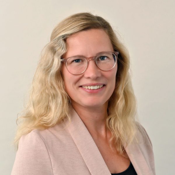 Lisette Nabe_Assistentin der Geschäftsleitung_HeGo Biotec GmbH